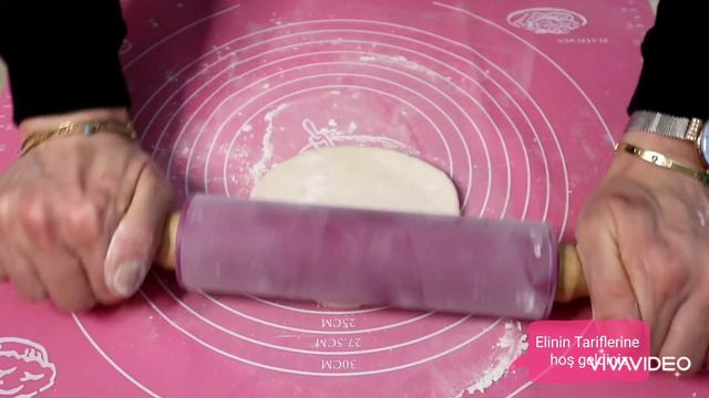ARTIK HERKES BU YÖNTEMLE BÖREK AÇABİLECEK-EL AÇMASI BÖREK TARİFİ-OKLAVA KULLANMAK YOK🤯 смотреть онлайн