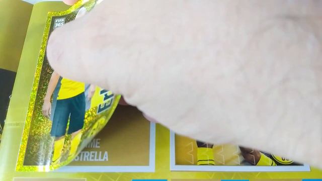 FIFA 365 2022 - COMPLETING THE STICKER ALBUM смотреть онлайн