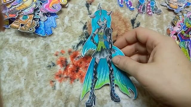 Новые бумажные персонажи. И снова Монстер Хай! смотреть онлайн