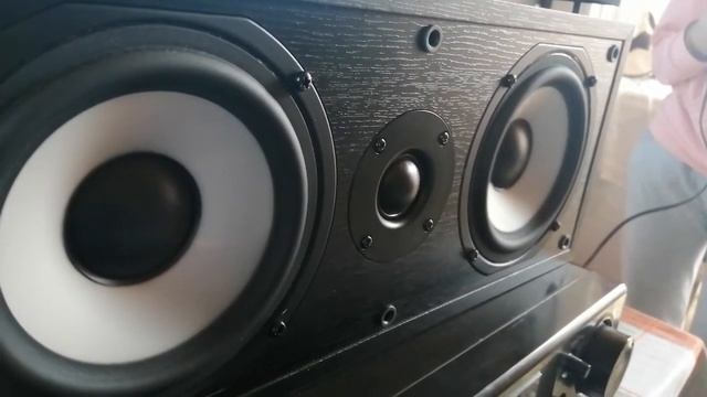 Центральная колонка Boston Acoustics Hi-Fi+ старенький Technics SA-GX390 смотреть онлайн
