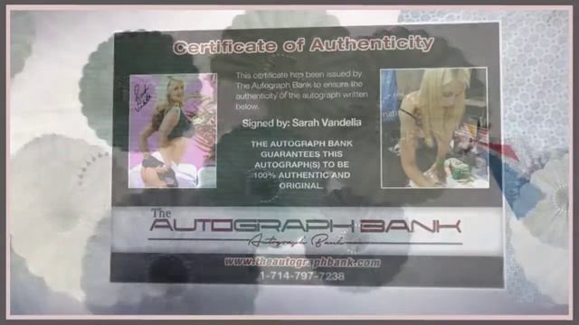 Sarah Vandella signing autographs for TheAutographBank.com | Autograph preview смотреть онлайн