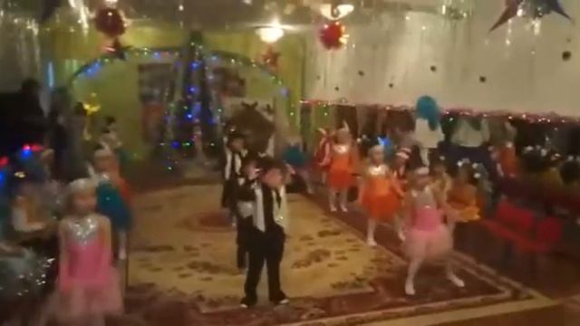 ТОО садик Болашак танец дискотека 90 смотреть онлайн