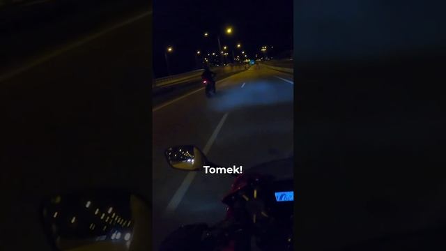 Tomek i policja [CENSORED] #moto #wheelie #police смотреть онлайн