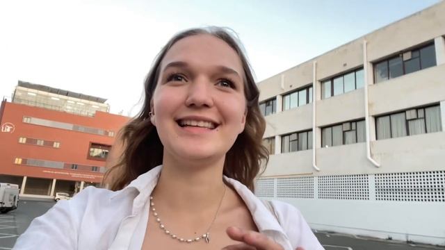 Vlog 2 | ПЕРВЫЕ ДНИ В ИСПАНИИ | УНИВЕРСИТЕТ, ПОИСКИ КВАРТИРЫ, ГОРОД смотреть онлайн