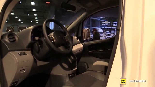 2017 Nissan NV 200 Commercial Vehicle - Exterior and Interior Walkaround - 2017 NY Auto Show смотреть онлайн