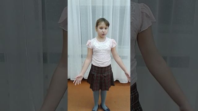 Страна читающая — Маргарита Сырцова читает произведение «Кукушка и петух» И. А. Крылова смотреть онлайн