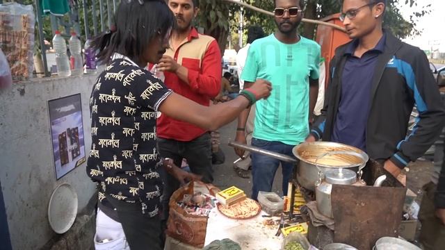 Celebrity Chai Wala of India | Indian Street Food смотреть онлайн