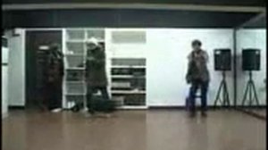 КИМ ХЕН ДЖУН танцует