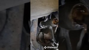 Hyundai Tucson 2.7 пытаюсь убрать стуки передней подвески или рулевой рейки на неровностях.