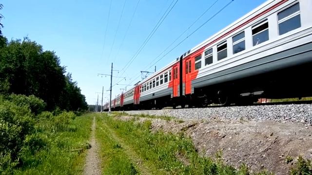 Электропоезд ЭР2Т-7192 (ТЧ-4) пригородный поезд №6610 Москва - Захарово.