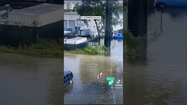 Florida Fort Lauderdale (FLL)- AIRPORT FLOODS / once in a generation occurrence| du JAMAIS vue смотреть онлайн