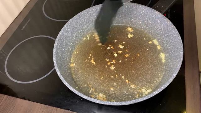 Гренки с чесноком | Как приготовить чесночные гренки за 5 минут смотреть онлайн