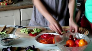 Сыроедение. Рецепт сыроедческого салата Капрезо. Рекомендуем!