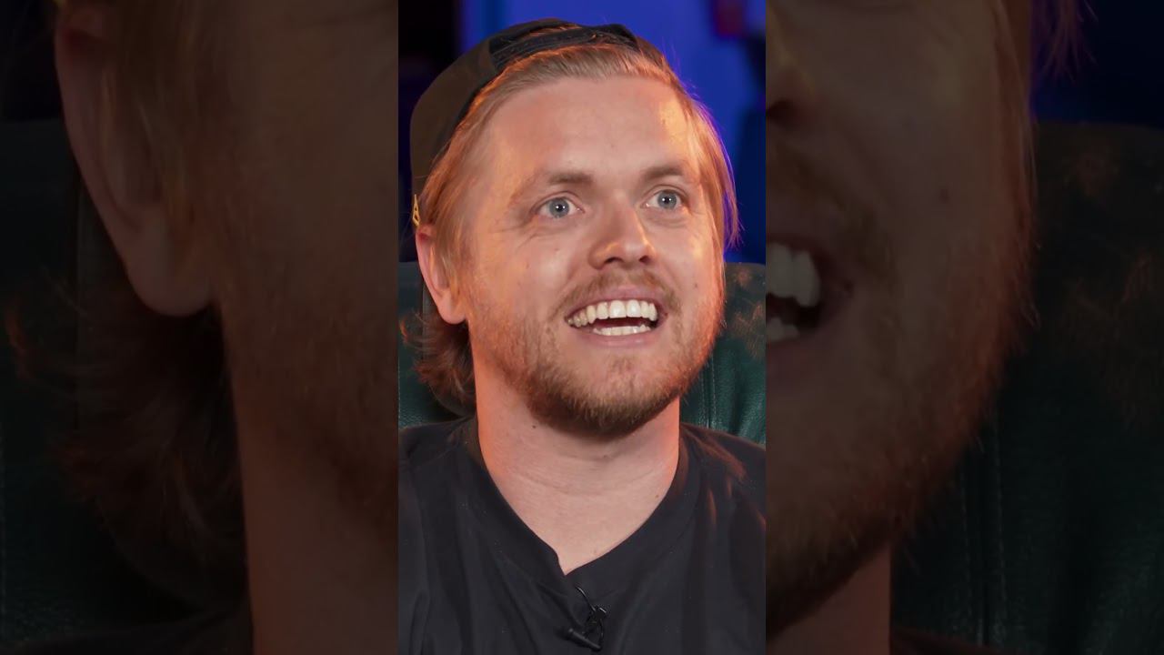 Крутые эфекты в музыкальном клипе! #металл #клип #реакция смотреть онлайн