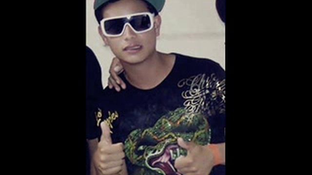 MC RU BOLADÃO DANÇA PRO PAPAI смотреть онлайн