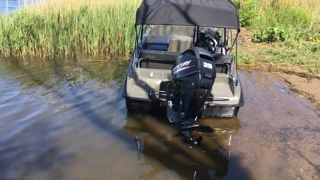 Кайман 400 + Bimini Top. смотреть онлайн