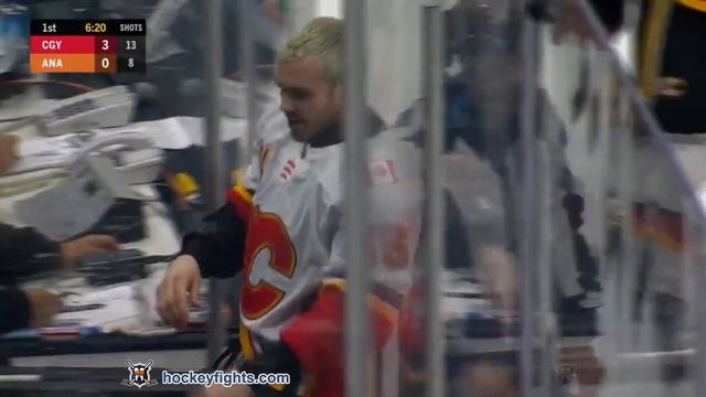 Zac Rinaldo vs Nicolas Deslauriers Feb 13, 2020 смотреть онлайн