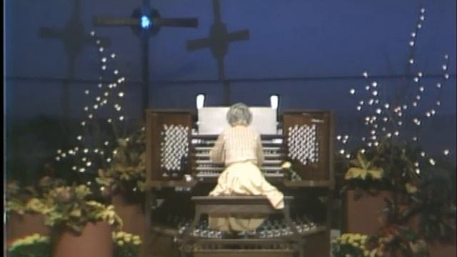 Sigfried Karg-Elert - "Praise The Lord" with Drums & Cymbals - Diane Bish - Program #8501 смотреть онлайн