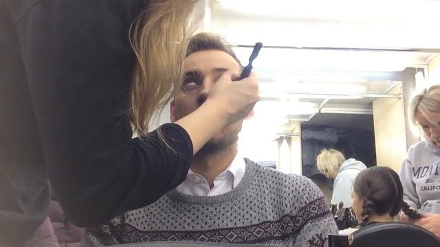 Процесс гримирования актёров