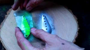 ПОКРАСКА БЛЕСНЫ ПОД ОКУНЯ _ как сделать блесну и рыбалка на щуку весной