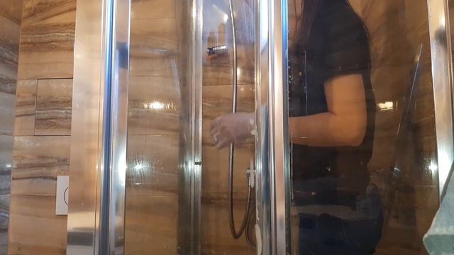 Глянь-ка, как можно помыть душевую кабину от налета. смотреть онлайн