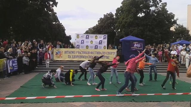 Hip-hop на фестивале спорта и здорового образа жизни смотреть онлайн