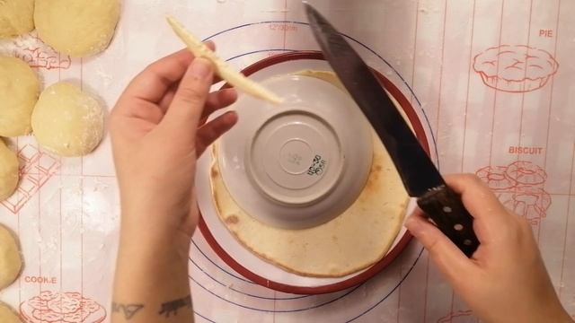 Вкуснейший ТОРТ сметанник БЕЗ ВЫПЕЧКИ на сковороде смотреть онлайн