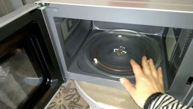 Онлайн трейд.ру Микроволновая печь СОЛО BBK 20MWS-708M/BS код товара233677 смотреть онлайн