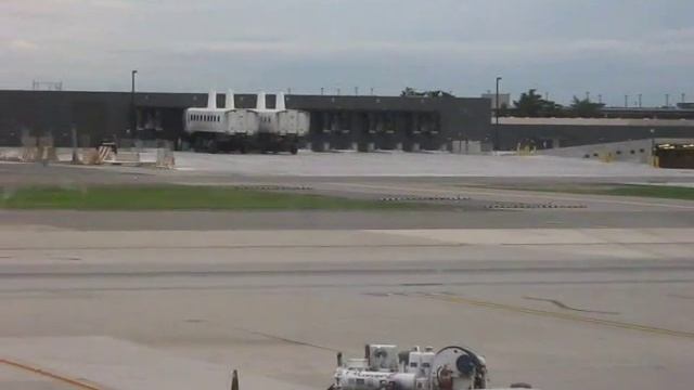 Airport Chronicles - IAD (Dulles International Airport-Washington DC) смотреть онлайн