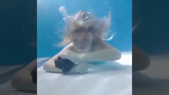 Вместо обычного спасательного жилета смотреть онлайн