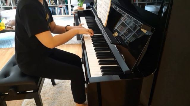 Bach 2-part Invention #1, C major (this time in the piano, Kawai K200-ATX4) смотреть онлайн