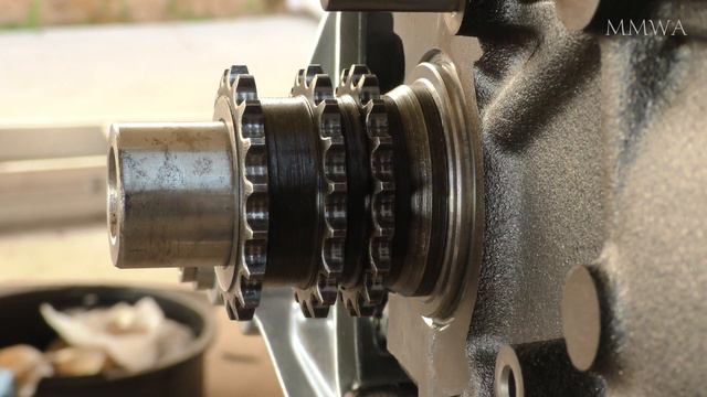 minor update on red w124's m104 смотреть онлайн