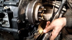 Сборка ДВС Камаз. Поставил переднюю лобовину, стартер, ролики, вентилятор и другие дела по мелочи