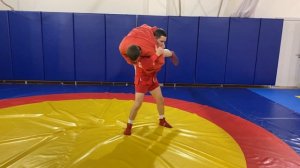 САМБО. БРОСОК ЧЕРЕЗ ПЛЕЧИ, или "МЕЛЬНИЦА" (KATA-GURUMA), из стойки. Школа самбо для всех Sambi.st