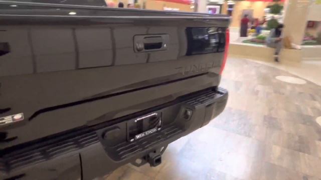 New Toyota Tundra TRD Sport 5.7L V8 4x4 Truck смотреть онлайн