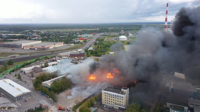 Пожар на ТЭЦ в Мытищах. Квадрокоптер 4K смотреть онлайн