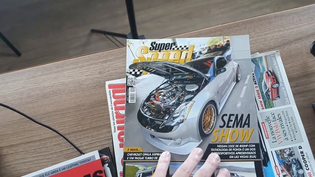 Mostrando minha coleção de revistas de carro смотреть онлайн