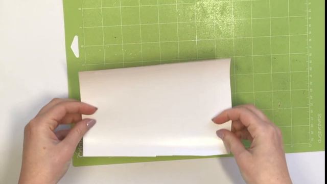 Valentines Day Cricut Tutorial Iron-on Vinyl EASY смотреть онлайн