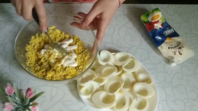 Беру 1 пачку анакома и 9 яиц и готовлю ВКУСНЯТИНУ за 5 минут! Фаршированные яйца - просто и вкусно! смотреть онлайн