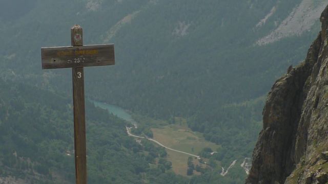 PIEMONTE: una bella escursione in valle Maira, il giro ad anello della Rocca Provenzale. смотреть онлайн