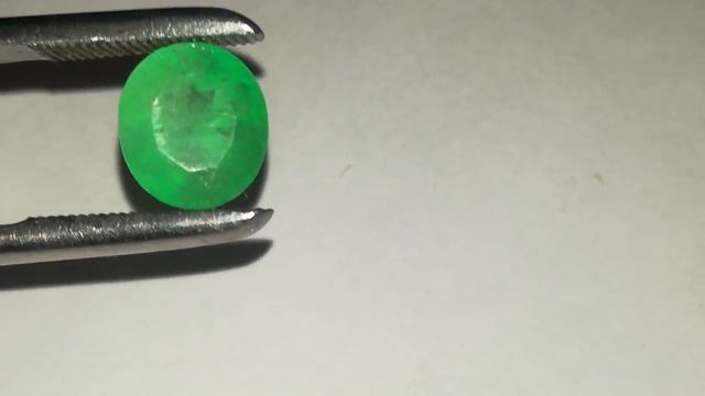 Натуральный изумруд 3.30Ct 10 x 9 mm смотреть онлайн