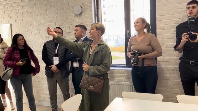 Экскурсия в клуб жильцов “Апрель” (Застройщик “Партнер”)