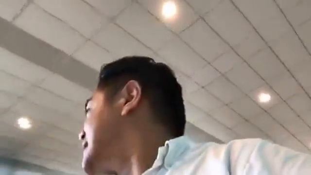 BARCELONA AIRPORT DEPARTURE LOUNGE LIVE!!! – EL PRAT BCN ll VLOG#51 смотреть онлайн