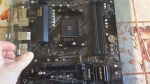 топовая бюджетная материнка от GIGABYTE B550M-DS3H