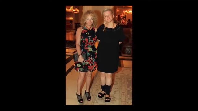 Сеть пришла в УЖАС, увидев, что творит дочь Ларисы Долиной с певицей... смотреть онлайн