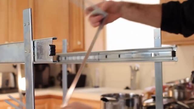 Kitchen Cabinet Organizers by Rev-A-Shelf смотреть онлайн