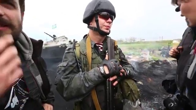 Итальянский наемник укро армии на подступах к Краматорску смотреть онлайн