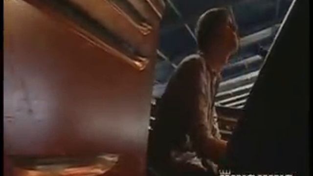 King King ft. Alan Nimmo - Old Love смотреть онлайн