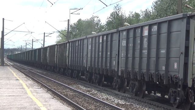 Электровоз ВЛ80С-912/901 с грузовым поездом смотреть онлайн