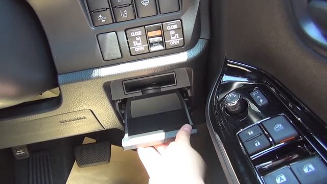 2017 New TOYOTA NOAH 2.0L 4WD - Exterior & Interior смотреть онлайн